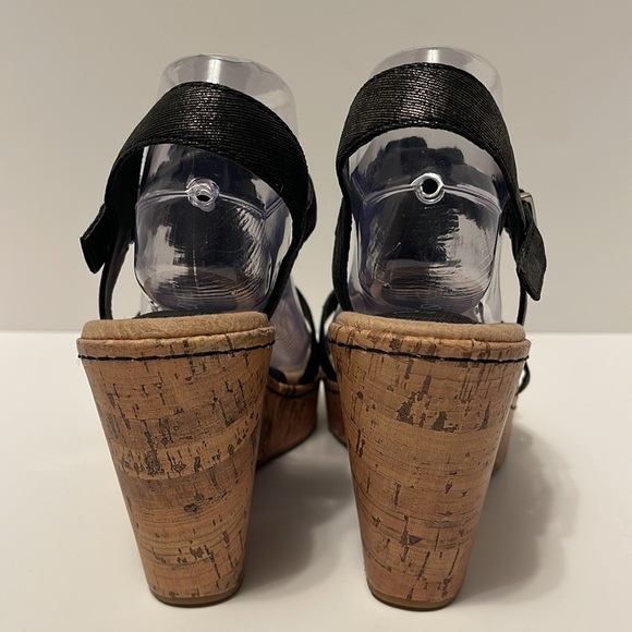 B.o.c Cork Wedge Sandals Women’s 11 M Black Flowers Metallic Buckle Closure - Picture 5 of 11